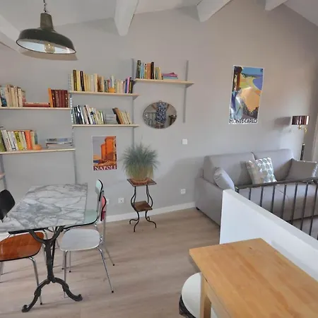 Le Dix Duplex Historical Center Balcony With View And Air Conditioning Apartment Aix-en-Provence